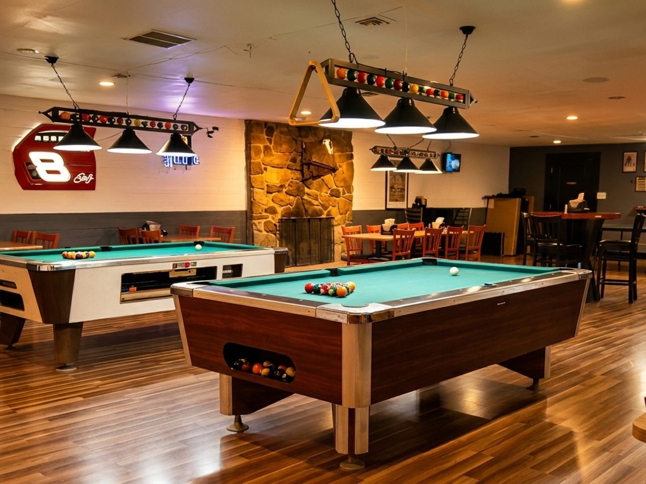 Free pool, live music, Thursday bingo